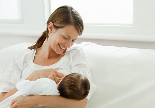 哺乳期喂奶后乳房刺痛是怎么回事（哺乳期喂完奶乳房刺痛是怎么了）
