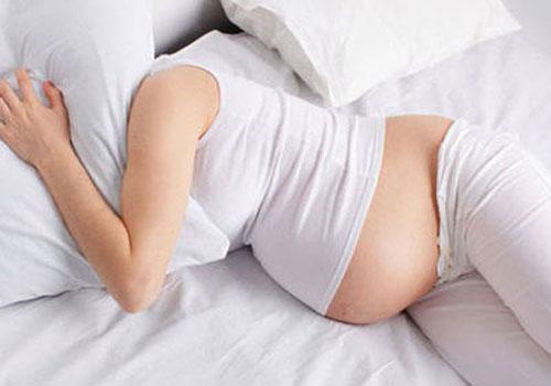晚上胎动频繁是什么原因 39周晚上胎动频繁是什么原因