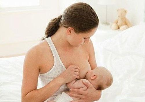 乳腺炎是什么原因引起的 产后乳腺炎是什么原因引起的