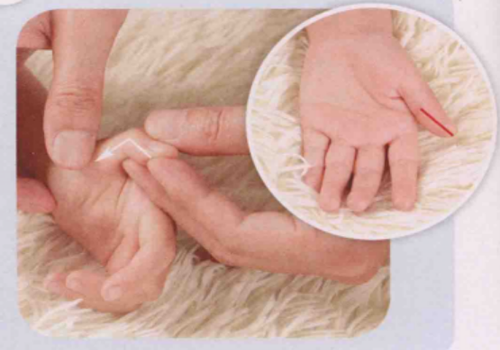 拉肚子按摩手指可止泻 按摩手指哪个位置可以治拉肚子