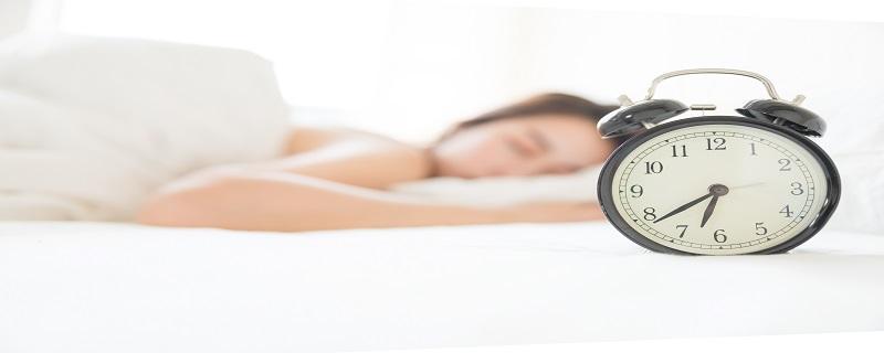 裸睡对睡眠有帮助吗 裸睡有助于睡眠质量吗