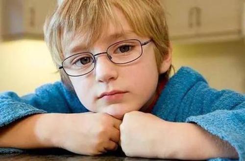 近视的原因有哪些 导致儿童近视的原因有哪些
