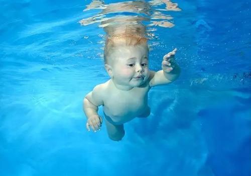 宝宝打完疫苗多久可以游泳（宝宝打完疫苗后多久可以游泳?）