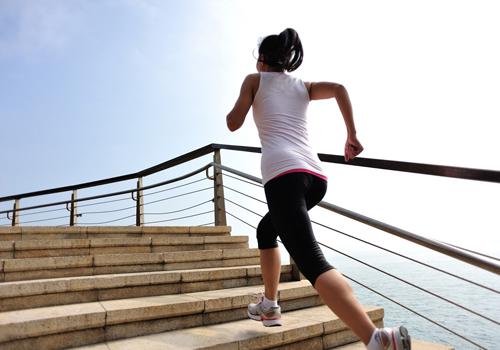 哺乳期减肥可以跑步吗 哺乳期可以慢跑减肥吗?