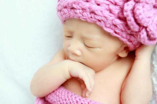 刚出生的婴儿怎么预防黄疸 刚出生的宝宝怎么预防黄疸