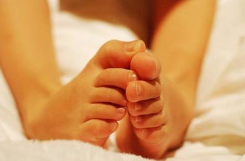 脚气是什么原因引起的 女人有脚气是什么原因引起的