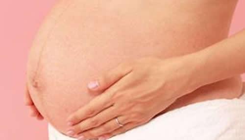 孕妇血糖高对胎儿有什么影响（八个月孕妇血糖高对胎儿有什么影响）