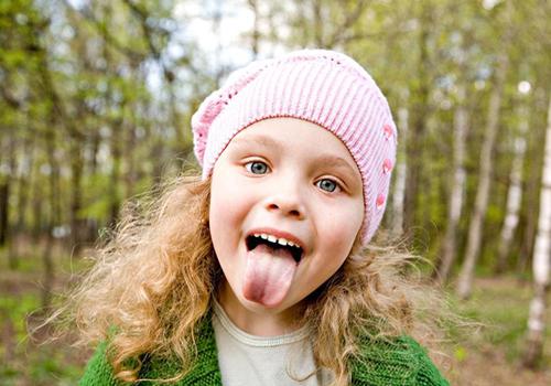 换牙期孩子经常会遇到哪些问题 小孩换牙期间会有伴随症状?
