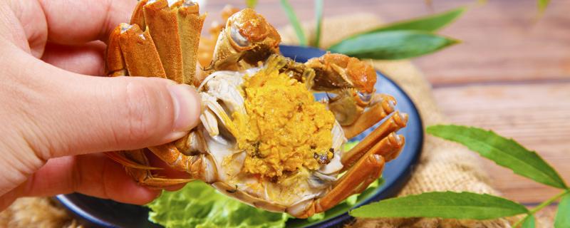 螃蟹和香蕉一起吃会有什么反应 吃螃蟹搭配什么吃最好
