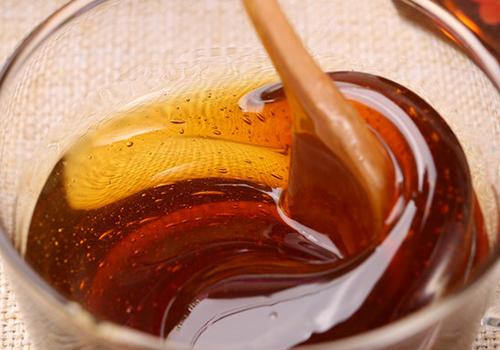 过期的蜂蜜能吃吗 蜂蜜中毒怎么处理