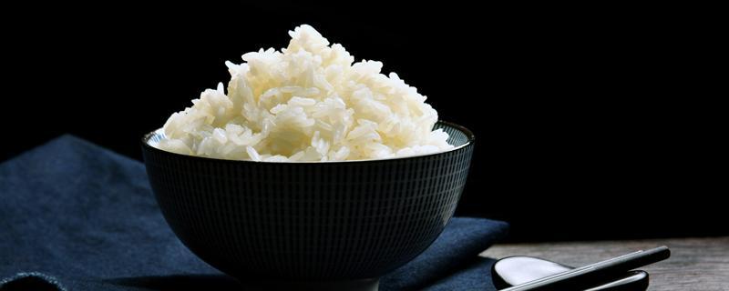 米饭冷藏一天能不能吃 米饭冷藏一天能不能吃了