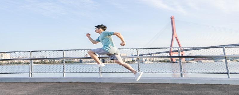 跑步跑多久才能达到减肥的效果 跑步需要跑多久才能达到减肥的效果