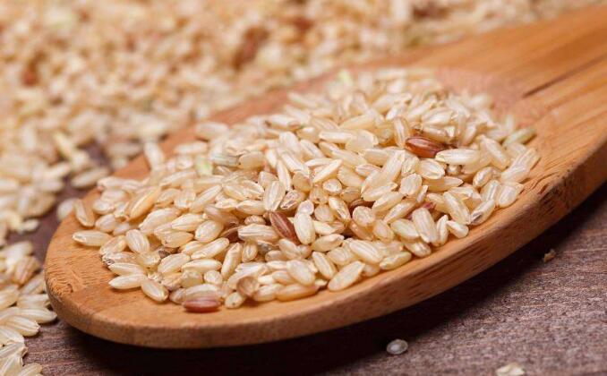 吃糙米有什么好处 吃糙米有四大好处，但这四类人群要控制摄取量！