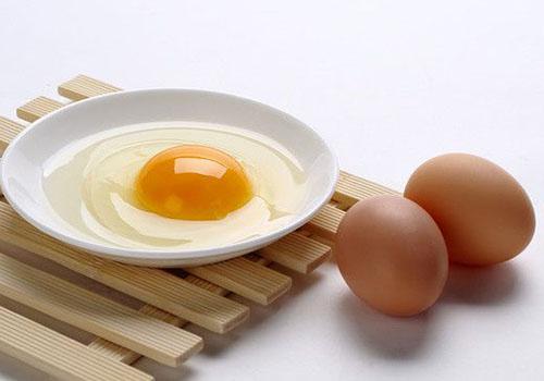 醋泡蛋的蛋黄可以吃吗 醋泡鸡蛋的蛋黄怎么办