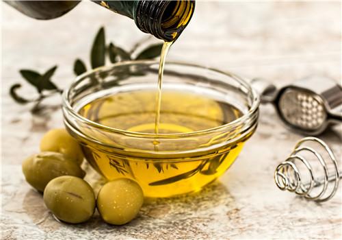 孕妇皮肤干燥能用橄榄油吗 孕妇皮肤干燥擦橄榄油的方法