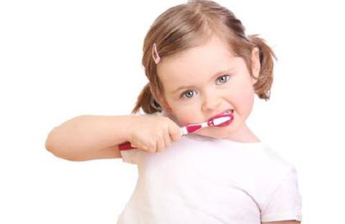 电动牙刷儿童可以使用吗 电动牙刷小孩子可以用吗