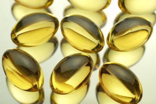 鱼肝油的作用 鱼肝油的作用与用途怎么吃