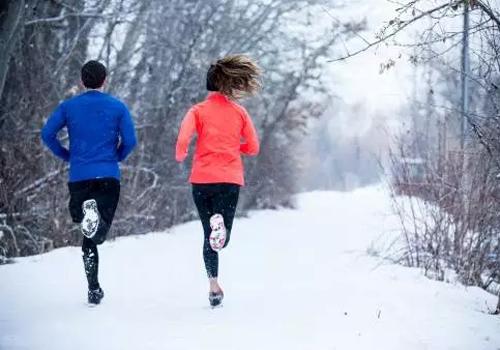 冬季跑步有什么好处 冬天跑步有什么好处和坏处