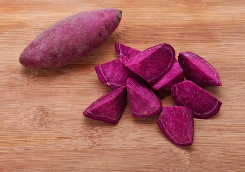 煮紫薯水怎么是绿色的 紫薯颜色越深越好吗