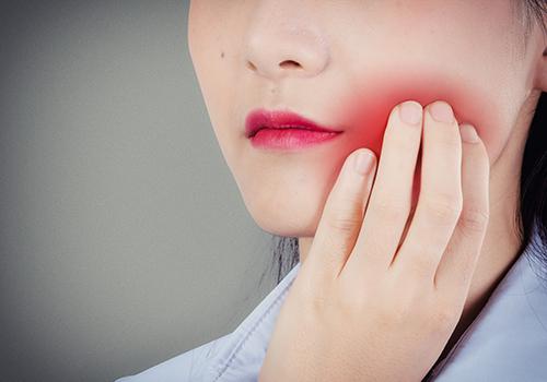 什么病可能引起牙痛 什么病可能引起牙痛脸肿