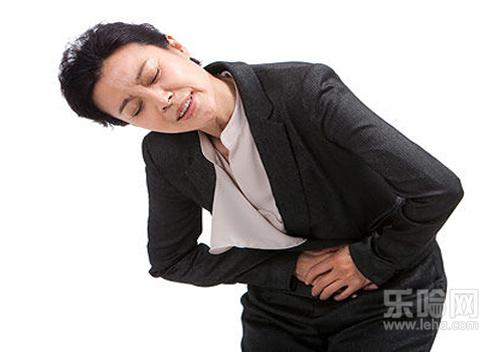 胃溃疡穿孔有什么症状（胃炎胃溃疡胃穿孔都是什么症状）