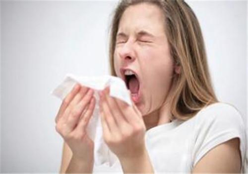 过敏性鼻炎为什么每天起床后都要打喷嚏