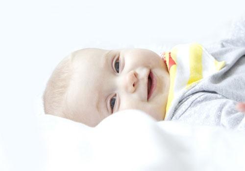 宝宝发烧的原因和护理方法（宝宝发烧的护理方法有哪些）