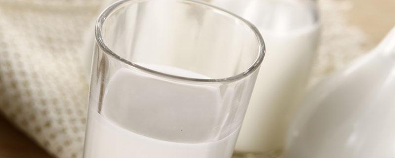 临期牛奶和新日期的营养有区别吗 牛奶过期没有变质能喝吗