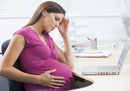 孕妇打哈欠是缺氧吗（孕妇打哈欠是缺氧吗怎么办）