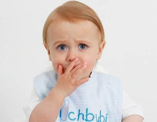 小儿哮喘的症状 小儿哮喘的症状有哪些以及如何治疗