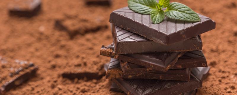 巧克力过期一年还能吃吗 巧克力保质期一般多长时间