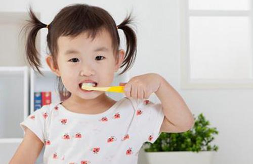 电动牙刷几岁可以用（电动牙刷适合几岁到几岁使用）