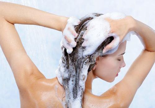 月经期洗头有什么危害 女性经期洗头有什么危害