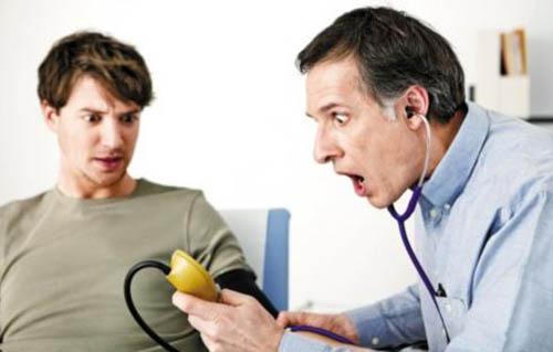 高血压中风的前兆 高血压中风的前兆怎么治疗
