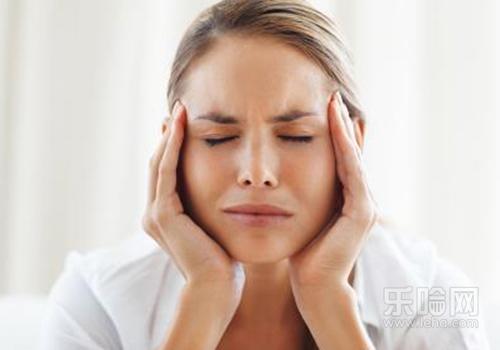 月经期间头痛是什么原因（月经期间头痛是什么原因造成的）