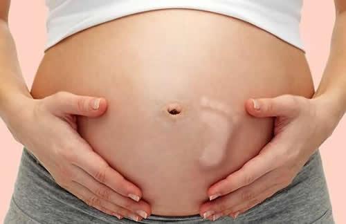 怀孕三个月胎儿会动吗（怀孕三个月的胎儿会动吗）