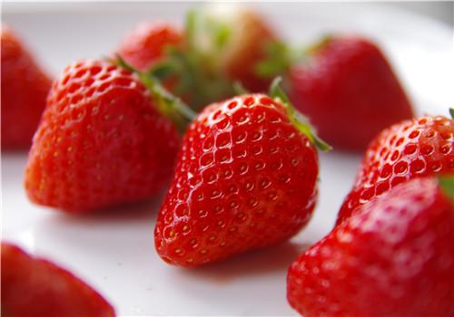 孕妇可以吃草莓吗 孕妇吃草莓要注意什么