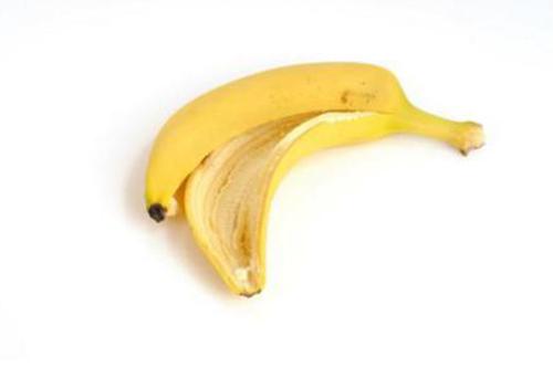 香蕉皮有什么用 香蕉皮有什么用香蕉皮有什么用还不如打字