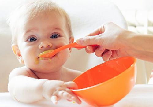 5个月宝宝可以吃辅食吗 五个月宝宝能吃辅食吗