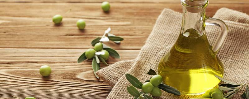 橄榄油生吃有什么功效 橄榄油的最佳食用方法