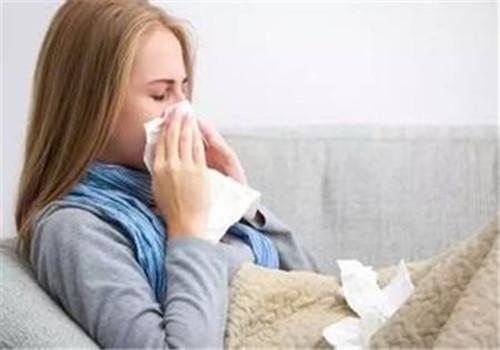 如何判断自己是哪种感冒类型 如何判断自己是哪种类型的感冒