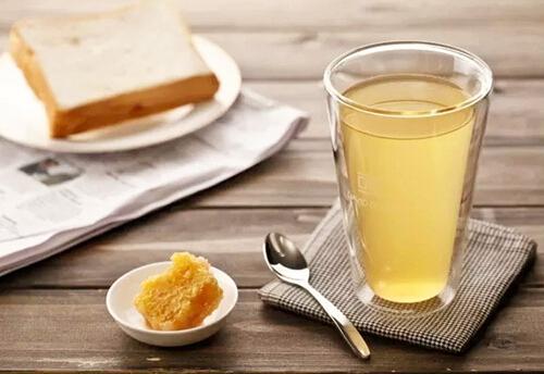 扁桃体炎可以喝蜂蜜水吗 扁桃体炎能不能喝蜂蜜水