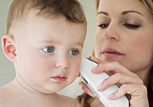 宝宝发烧是什么原因引起的 2个月宝宝发烧是什么原因引起的