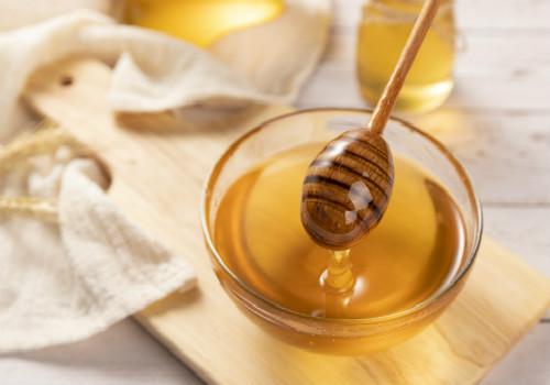 蜂蜜有酒精味还能吃吗 蜂蜜和什么不能同吃