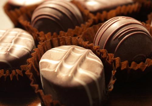吃黑巧克力可以止咳吗 咳嗽能吃巧克力吗