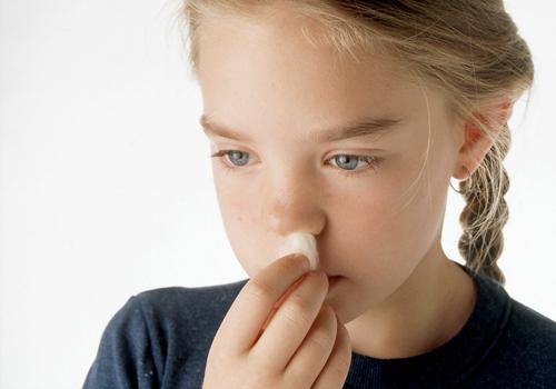 鼻出血病人的护理 鼻出血病人的护理常规