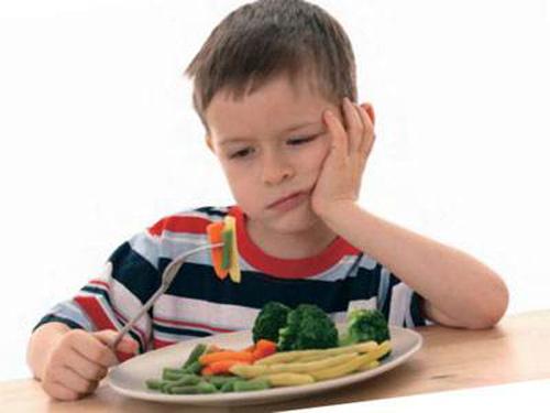 宝宝偏食不吃饭怎么办 小孩偏食不吃蔬菜怎么办