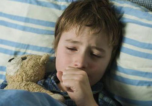 半夜咳嗽二点多至三点多什么原因 半夜咳嗽二点多至三点多什么原因引起的