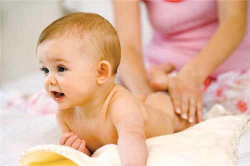 宝宝腹泻是什么原因（宝宝腹泻是什么原因引起的呢?要紧吗?）