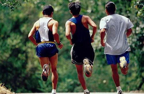 慢跑运动的好处有哪些 慢跑的好处和坏处有哪些
